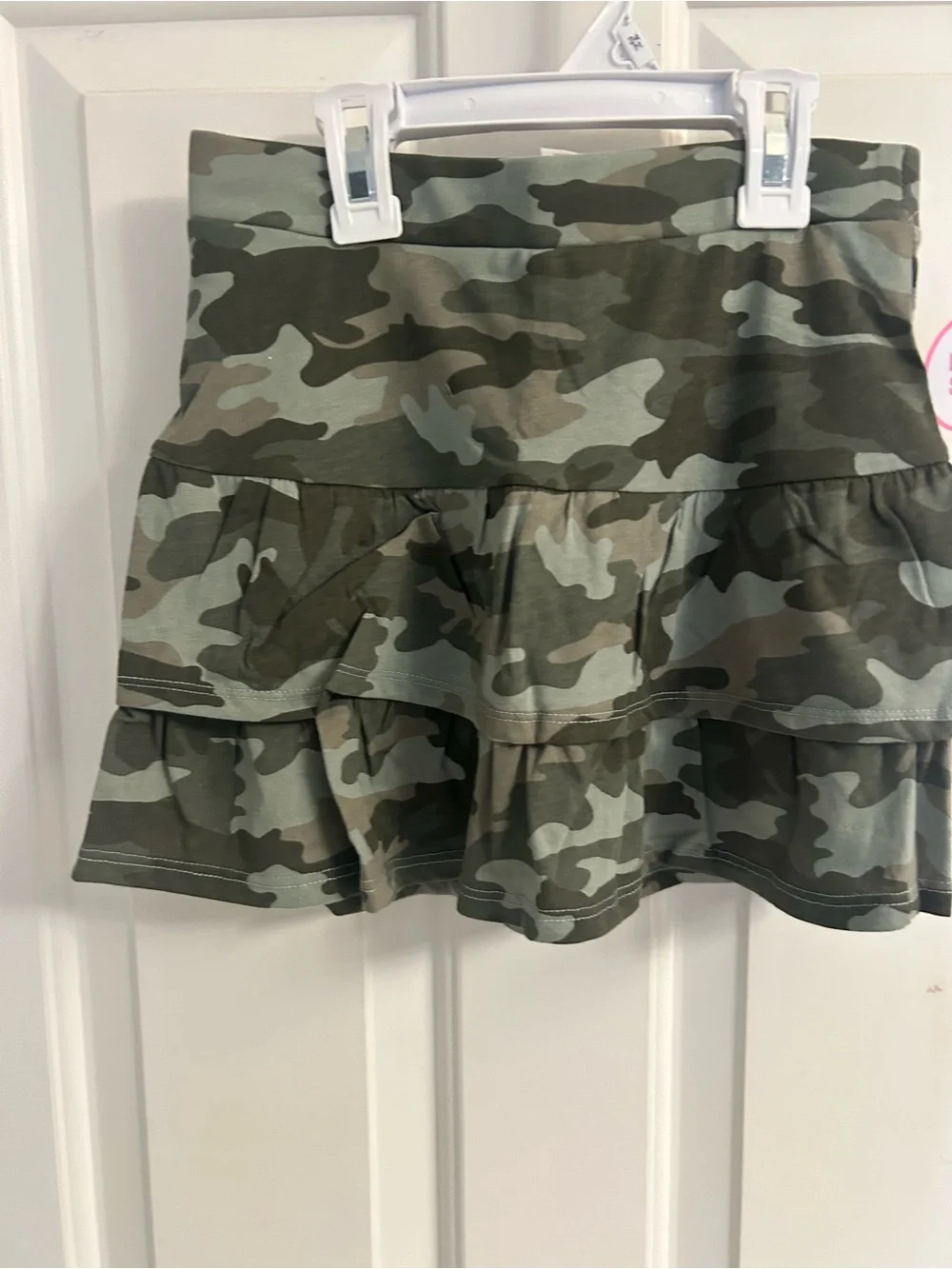 NWT-Girls Justice Girls Camo Tiered Skort in Green and Olive